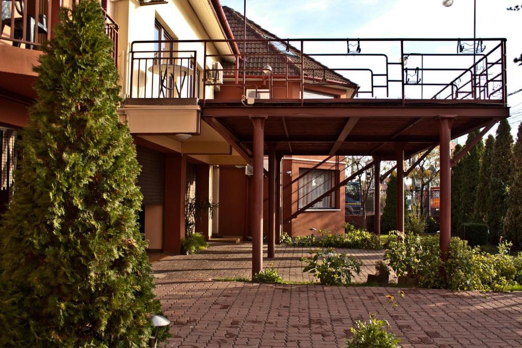 Vlad Guest house 3*